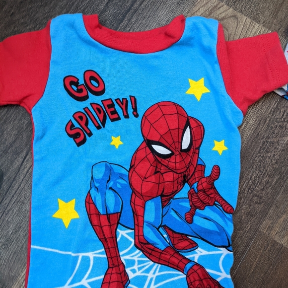Marvel Spider-Man sleep shirts - Picture 5 of 7
